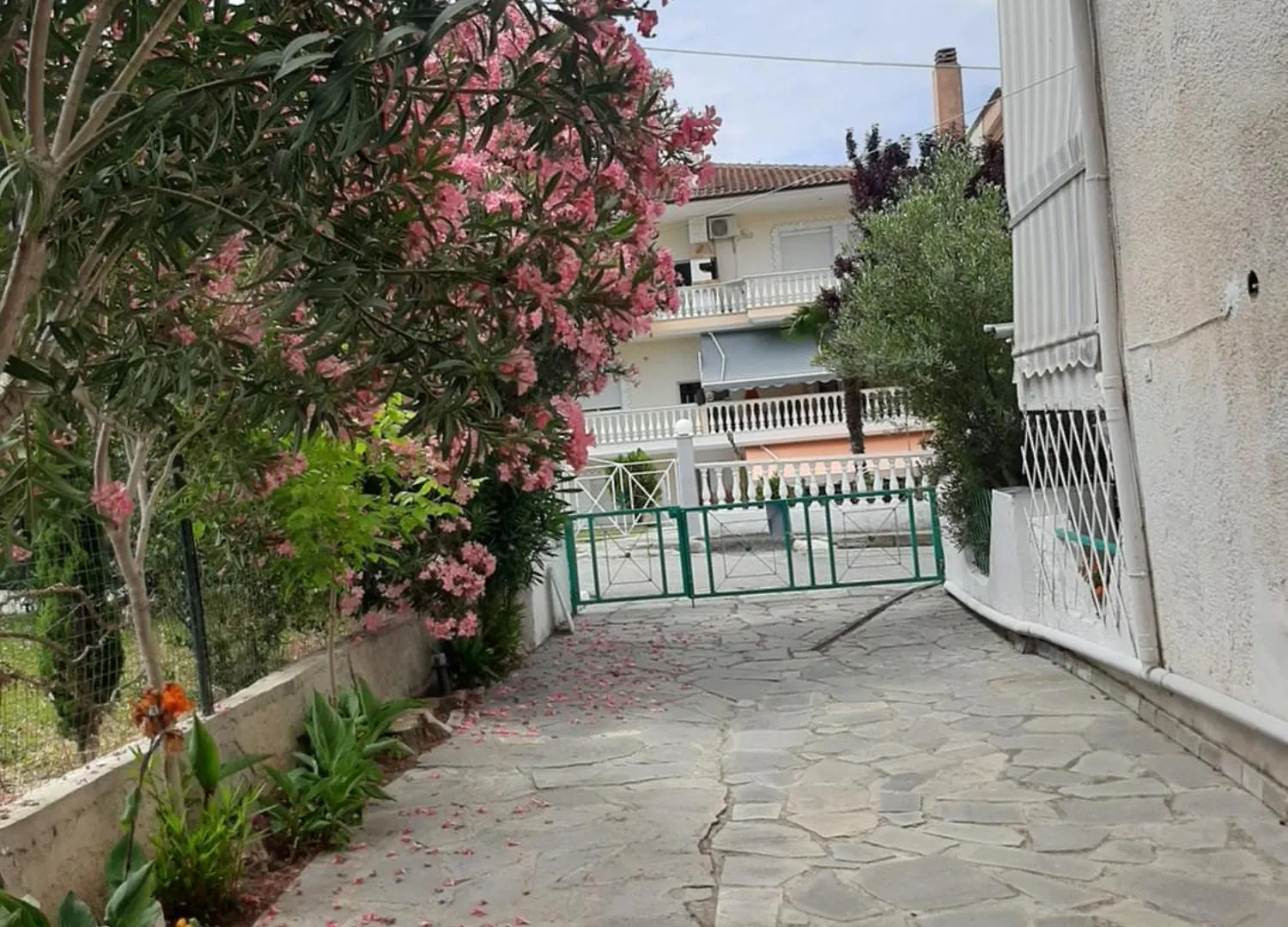 Marely Cosy House Apartment Kallithea
